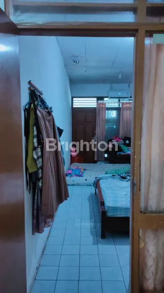 image RUMAH DI PUSAT KOTA PAMULANG BISA LANGSUNG HUNI DENGAN ATAU TANPA SEDIKIT PERBAIKAN (5)