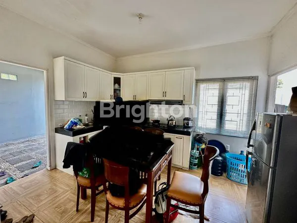 image RUMAH CANTIK SIAP HUNI STRATEGIS DAN LUAS DI ACROPOLIS KARADENAN CIBINONG (6)