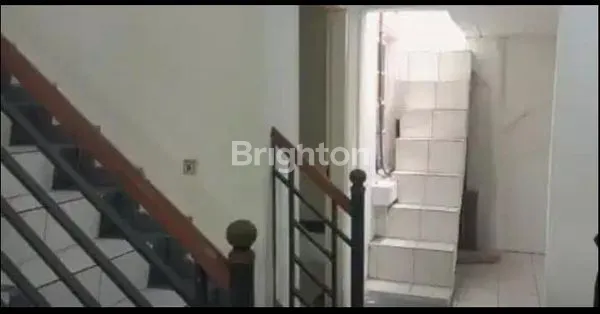 image RUMAH MURAH 2 LANTAI DI KEMANG PRATAMA 3 - BEKASI SELATAN ( NEGO) (3)