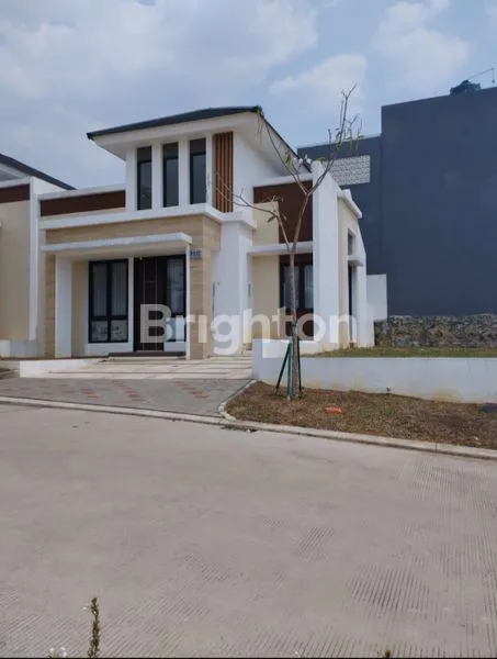 image RUMAH HOOK ORINOCO CITRA SENTUL RAYA (1)