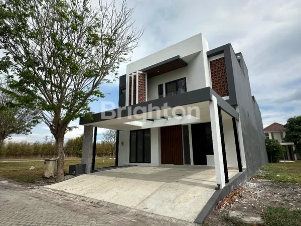 image RUMAH BARU MINIMALIS 3 LANTAI GRAND PAKUWON DEKAT TOLL DAN PUSAT KOTA (1)