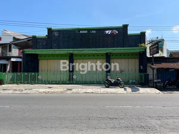 image RUKO PREMIUM + RUMAH 2 LANTAI DEKAT AKMIL & ARTOS MALL MAGELANG (4)