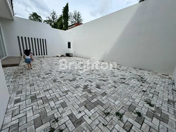 image RUMAH MEWAH 2 LANTAI DI GIRILOKA BSD - 375M² PREMIUM MODERN LIVING (5)