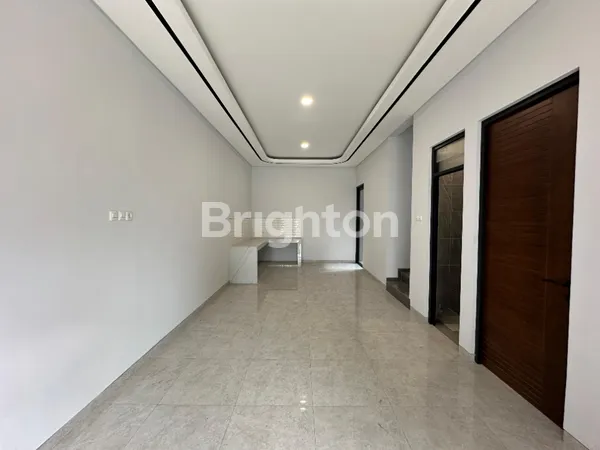 image RUMAH BARU SCANDINAVIAN DI MANYAR DEKAT GALAXY MALL DAN PAKUWON CITY (3)