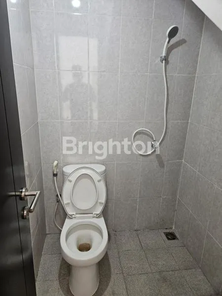 image RUMAH MINIMALIS 2 LANTAI DI CLUSTER COLONY METLAND CILEUNGSI BOGOR (4)