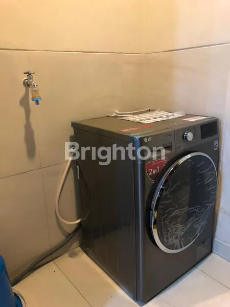 image CONDOMINIUM TAMAN ANGGREK RESIDENCE 3+1 BR POOL VIEW 135M² (7)