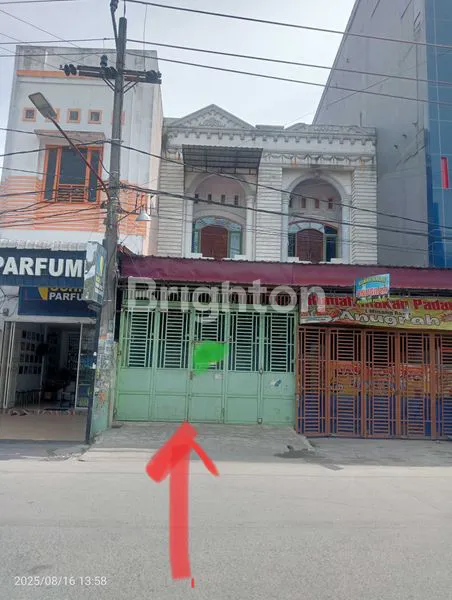 RUKO DI LOKASI RAMAI DEKAT PASAR TRADISIONAL SANGAT IDEAL BUAT USAHA