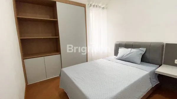 image RUMAH 2 LANTAI MEWAH 4KT DI KARAWACI - FREE PPN & AC (6)