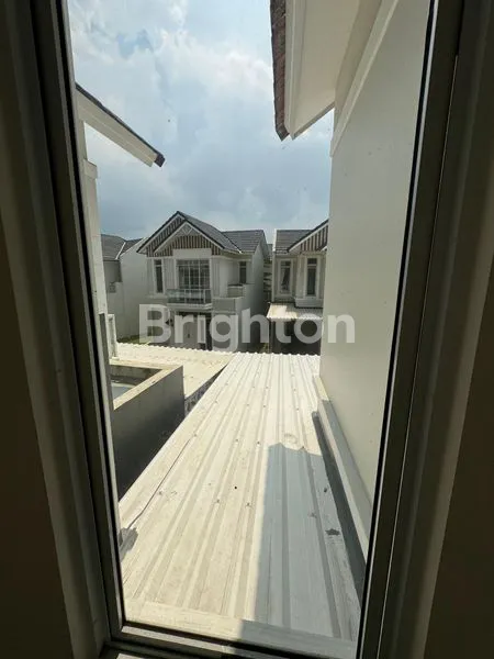 image RUMAH CANTIK DI LAVON SWAN CITY (7)