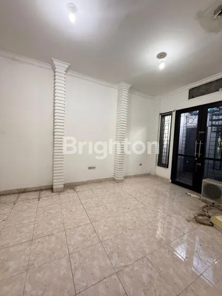 image RUMAH MINIMALIS DI SEWAKAN LOKASI STRATEGIS (2)