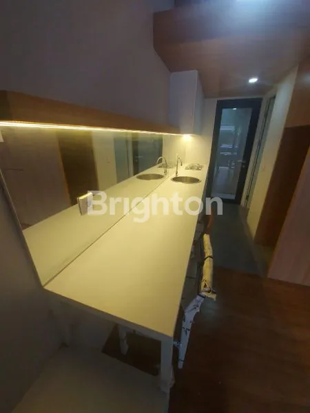 image RUMAH 2 LANTAI FLEEKHAUZ PERBATASAN BSD DAN GADING SERPONG (8)