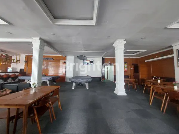 image DIJUAL SEBAGIAN GEDUNG / RUKO 3 LANTAI CANTIK DAN MEWAH DI MT HARYONO BALIKPAPAN (2)
