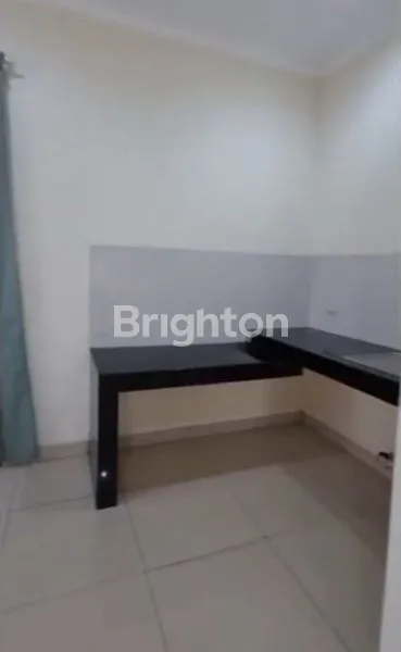 image RUMAH HOEK DI GREENLAKE CITY CLUSTER EUROPE  (4)