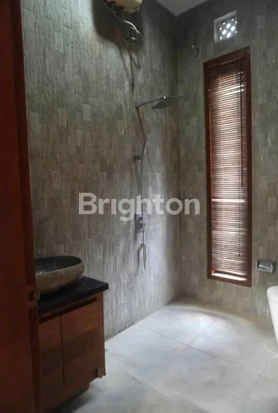image RUMAH RESIDENCE SEMI VILLA MEWAH DI COKROAMINOTO DENPASAR  (7)