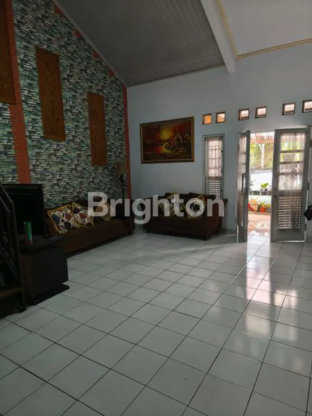 image RUMAH STRATEGIS SEJUK  & NYAMAN  (5)