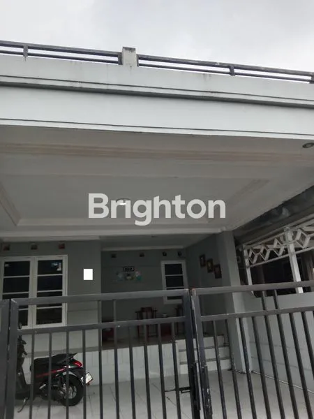 image RUMAH 2 LANTAI MEWAH 5KT DI BALIKPAPAN BARU, SIAP HUNI (4)