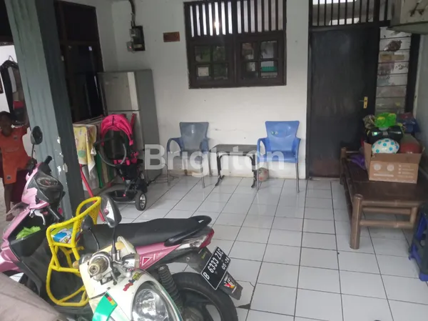 image RUMAH STRATEGIS DI DEPOK SEBERANG PASAR DEPOK JAYA 1 (4)