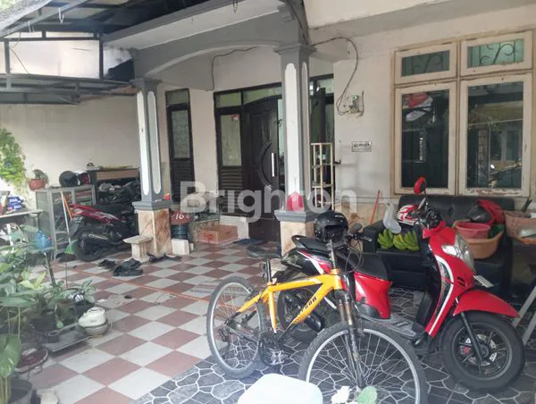 image DIJUAL CEPAT RUMAH LOKASI STRATEGIS DI KOTA SIDOARJO (3)