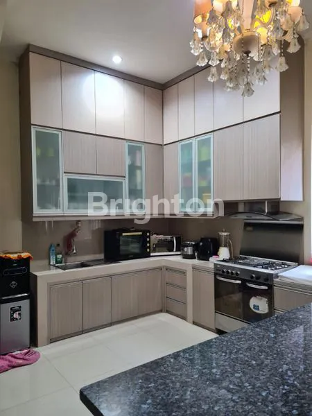 image RUMAH MEWAH 2 LANTAI DI NUSALOKA BSD - 5 MENIT KE TOL (5)