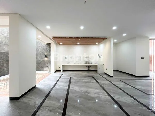 RUMAH BARU MODERN – TOWNHOUSE EKSKLUSIF PASAR MINGGU, JAKARTA SELATAN L106C291
