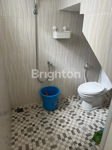 image RUMAH 2 LANTAI DALAM CLUSTER DI PAMULANG (6)