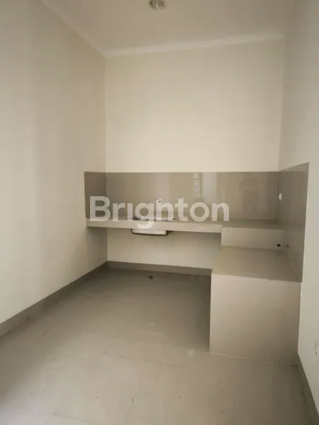 image RUMAH BARU 2 LANTAI DI GADING SERPONG, 3KT, DEKAT SMS & SEKOLAH (4)