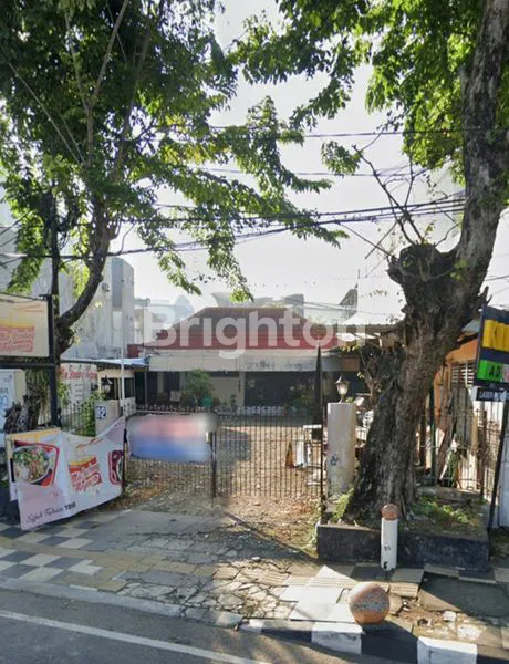 RUMAH MEWAH KLASIK 1460M² DI PUSAT KOTA SEMARANG, DEKAT TUGU MUDA