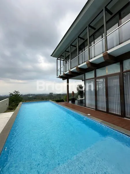 image VILLA MEWAH SAGAMORE HILL VIEW GOLF & GUNUNG - FULL FURNISHED (2)