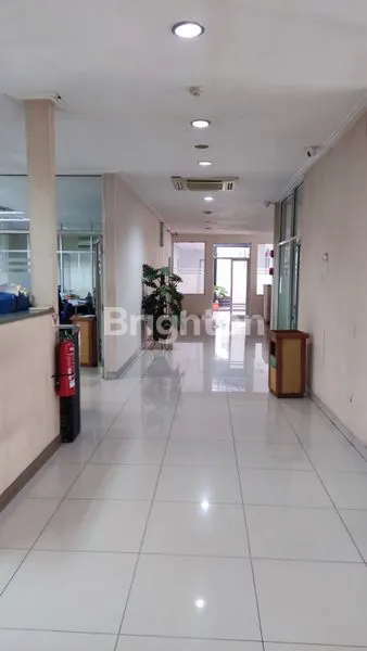 image BANGUNAN RUMAH KANTOR  SIAP PAKAI DI ABDULLAH SYAFEI TEBET JAKARTA SELATAN (1)