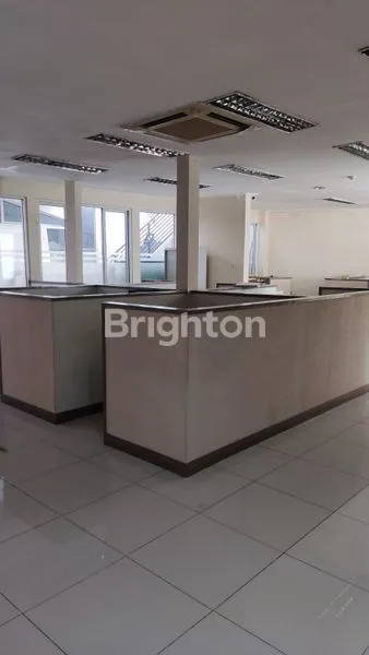 image BANGUNAN RUMAH KANTOR  SIAP PAKAI DI ABDULLAH SYAFEI TEBET JAKARTA SELATAN (2)
