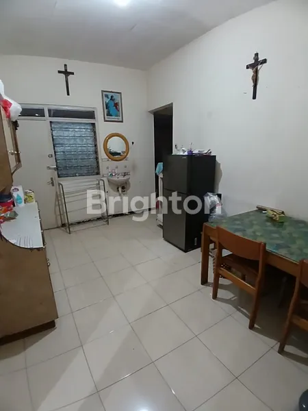 image 2 RUMAH LAMA MOJO, DHARMAHUSADA SURABAYA, LEBAR 20, DKT GALAXY MALL (4)