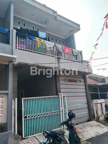 image RUMAH BAGUS SIAP HUNI 2,5 LANTAI VILLA MUTIARA SERPONG (7)