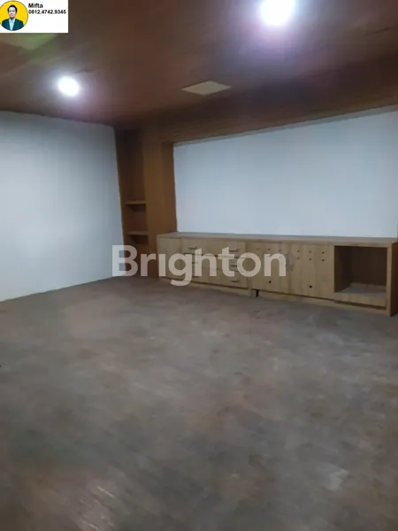 image 343. MURAH DIJUAL GEDUNG 3 LANTAI STRATEGIS DI KEMANG RAYA JAKARTA SELATAN – COCOK UNTUK F&B, KANTOR & HOSPITALITY (5)