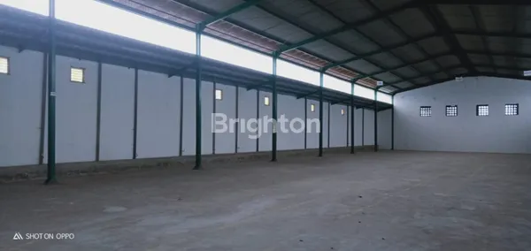 DISEWAKAN GUDANG HOLIS