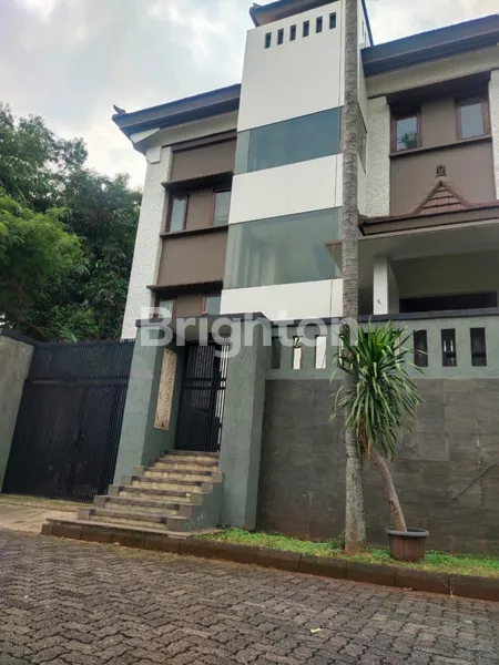 RUMAH MODERN BARU SIAP HUNI DEKAT LABSCHOOL VILLA CINERE MAS