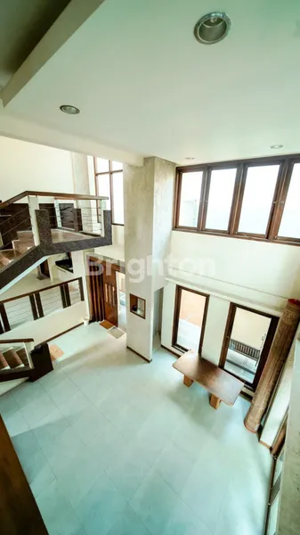 image RUMAH MODERN BARU SIAP HUNI DEKAT LABSCHOOL VILLA CINERE MAS  (2)