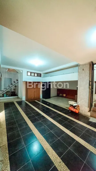 image RUMAH MODERN BARU SIAP HUNI DEKAT LABSCHOOL VILLA CINERE MAS  (6)