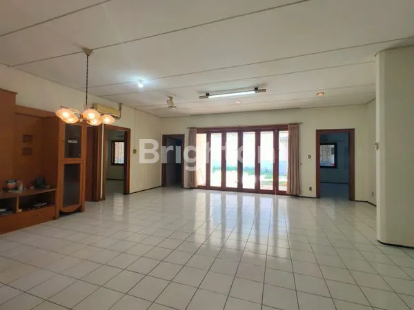 image RUMAH BINTANG DIPONGGO LOKASI STRATEGIS DEKAT CIPUTRA WORLD MALL  (2)