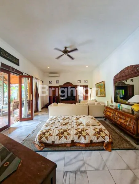 image RUMAH ALA VILLA MEWAH BALI STRATEGIS DEKAT LABSCHOOL (2)