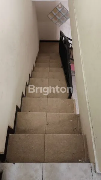 image RUKO 3 LANTAI DI JALAN UTAMA JUNREJO, LOKASI STRATEGIS COCOK UNTUK USAHA DAN INVESTASI (7)