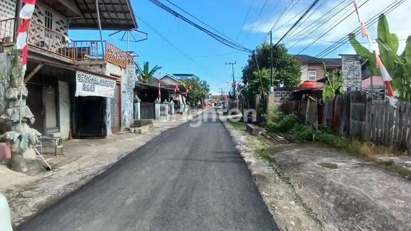 image DIJUAL TANAH PINGGIR JALAN LOKASI WONOREJO  COCOK DIBUAT LAPANGAN OLAH RAGA, RUMAH TINGGAL, KOS KOSAN ATAU KONTRAKAN HARGA NEGO (1)