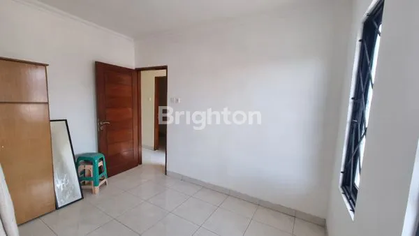 image RUMAH TERAWAT SIAP HUNI LANGSUNG DI DURI KEPA JAKARTA BARAT (8)