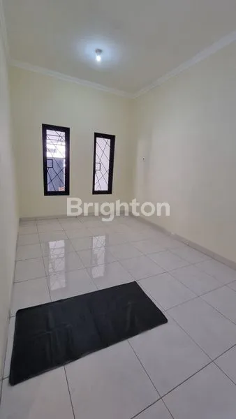 image RUMAH TERAWAT SIAP HUNI LANGSUNG DI DURI KEPA JAKARTA BARAT (3)