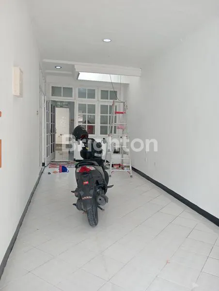 image RUMAH SIAP HUNI DHARMAHUSADA INDAH UTARA BLOK U SELANGKAH KE GALAXY MALL KERTAJAYA MANYAR PAKUWON CITY PCM UNAIR KAMPUS C ITS (8)