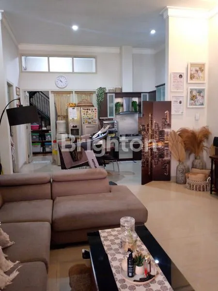 image RUMAH TERAWAT SIAP HUNI ELEGAN CENTRAL PARK DEKAT RAYA MERR UPN UINSA POLTEK PELAYARAN TOLL JUANDA DAN PETRA ACITYA DAN UINSA TOLL JUANDA (7)