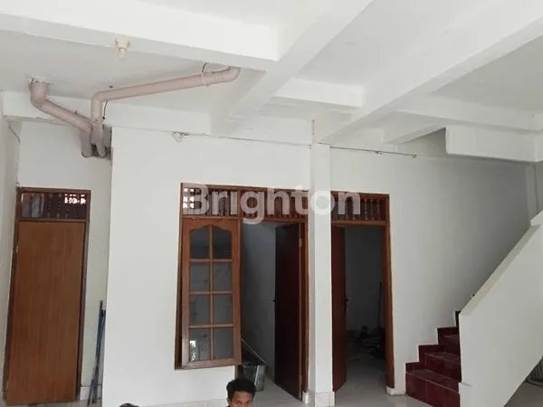 image RUMAH LANTAI 2 HANYA 3 MENIT KE PANTAI JIMBARAN (7)