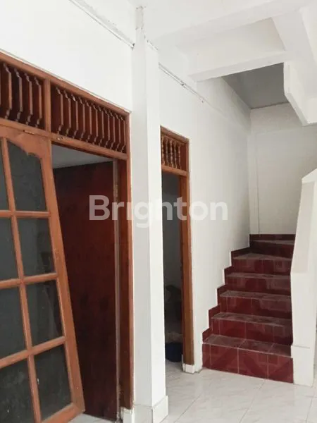 image RUMAH LANTAI 2 HANYA 3 MENIT KE PANTAI JIMBARAN (6)