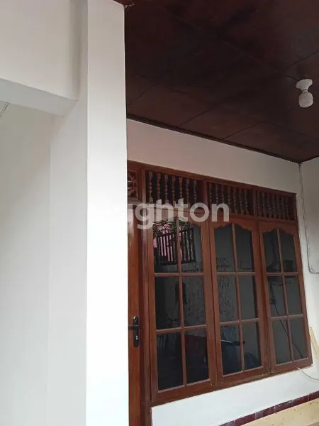 image RUMAH LANTAI 2 HANYA 3 MENIT KE PANTAI JIMBARAN (4)