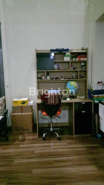 image RUMAH 2,5 LANTAI ASRI DAN NYAMAN SIAP HUNI BENDUNGAN HILIR (2)