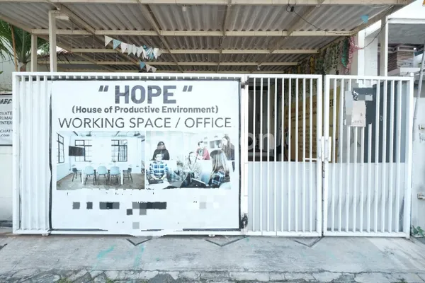 image RUMAH BENTUK KANTOR JALAN PERUM NIRWANA EKSEKUTIF DEKAT DENGAN UPN, RAYA MERR, HOKKY BUAH (1)